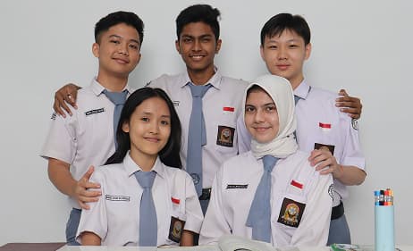 SMA Swasta Sultan Iskandar Muda